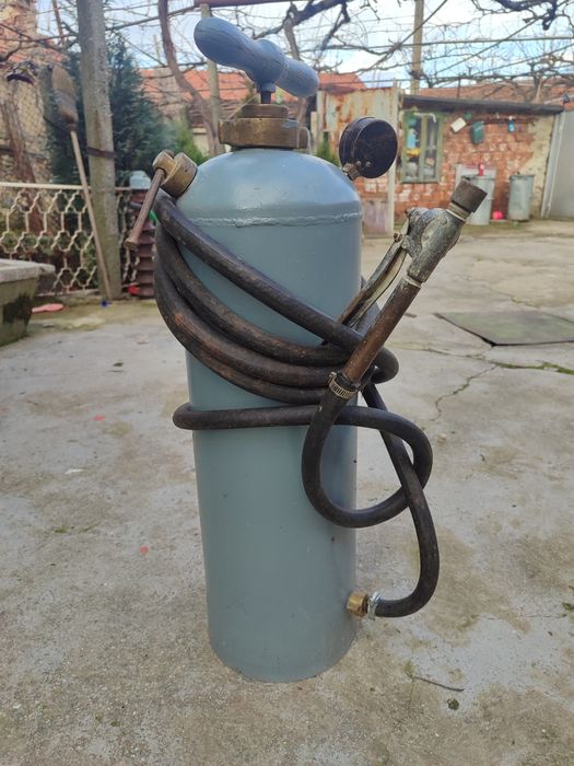 Касетофон Hitachi