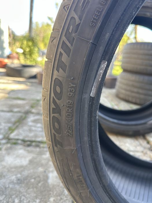 Гуми 19-ки 225/40 и 255/40