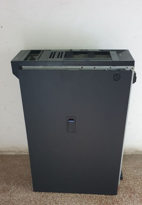 Carcasa server IBM tower