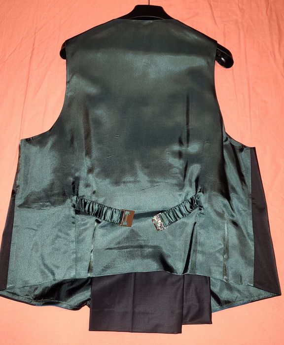 Costum barbatesc Jona