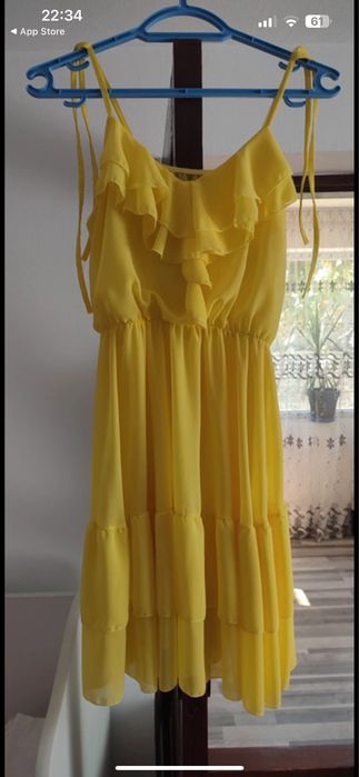 Rochie vaporoasa si eleganta