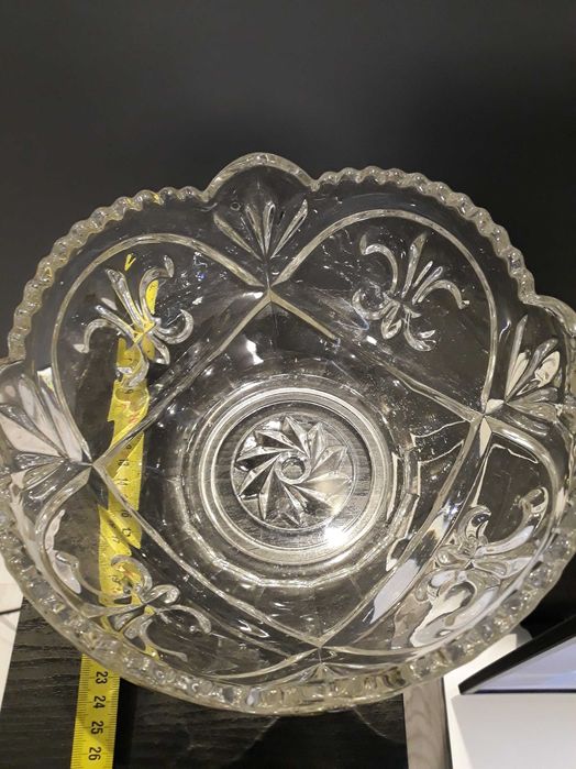 Кристална купа продавам от  28 лева, нова, неизползвана.