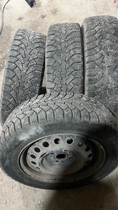 Зимняя резина на штампах: 185/65R15
