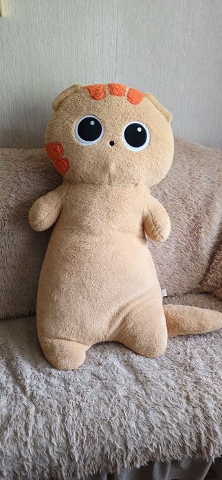 Большая плюшевая игрушка кот