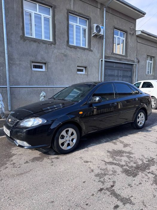 Gentra 2020 y. Sotiladi. 3 Poz. Avtomat .Lyuk. Abs. Full. Benzin.