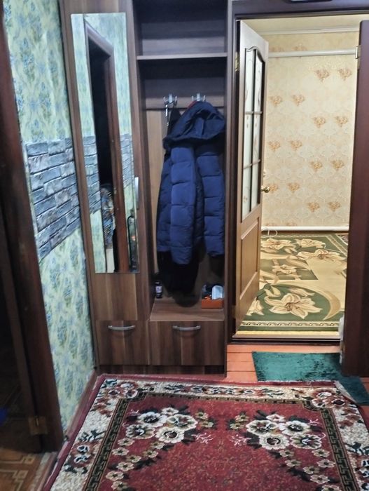 Продам квартиру 3 комнатную