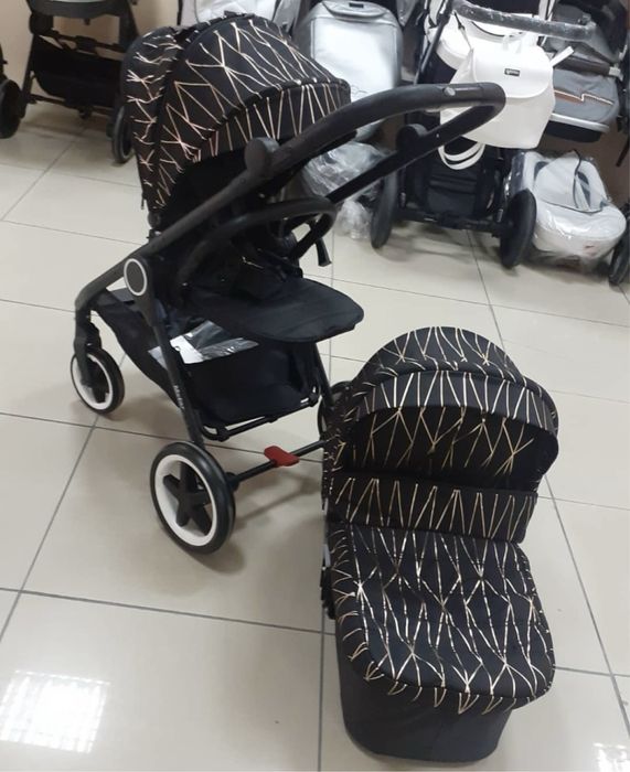 Коляска два в одном