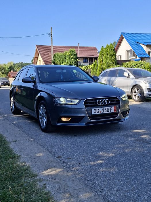 AUDI A4 B8.5 * Facelift * 2013* Business Edition *Led* Tempomat * Navigatie Mare MMI* PDC* BI-XENON * Manual 6 Trepte * Import Germania Recent *