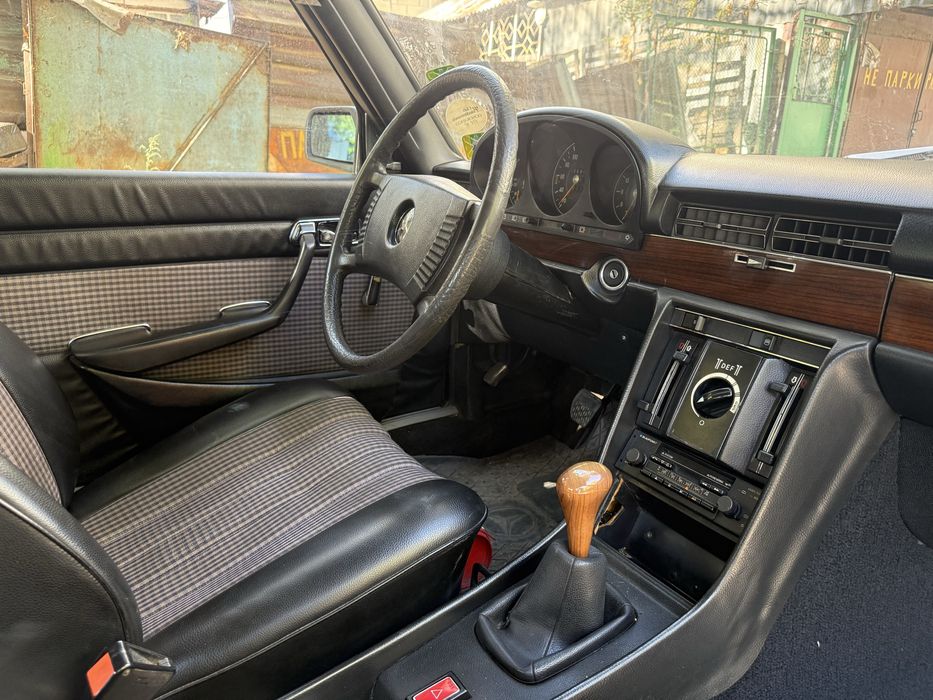 Mercedes Benz 280 SE 1976