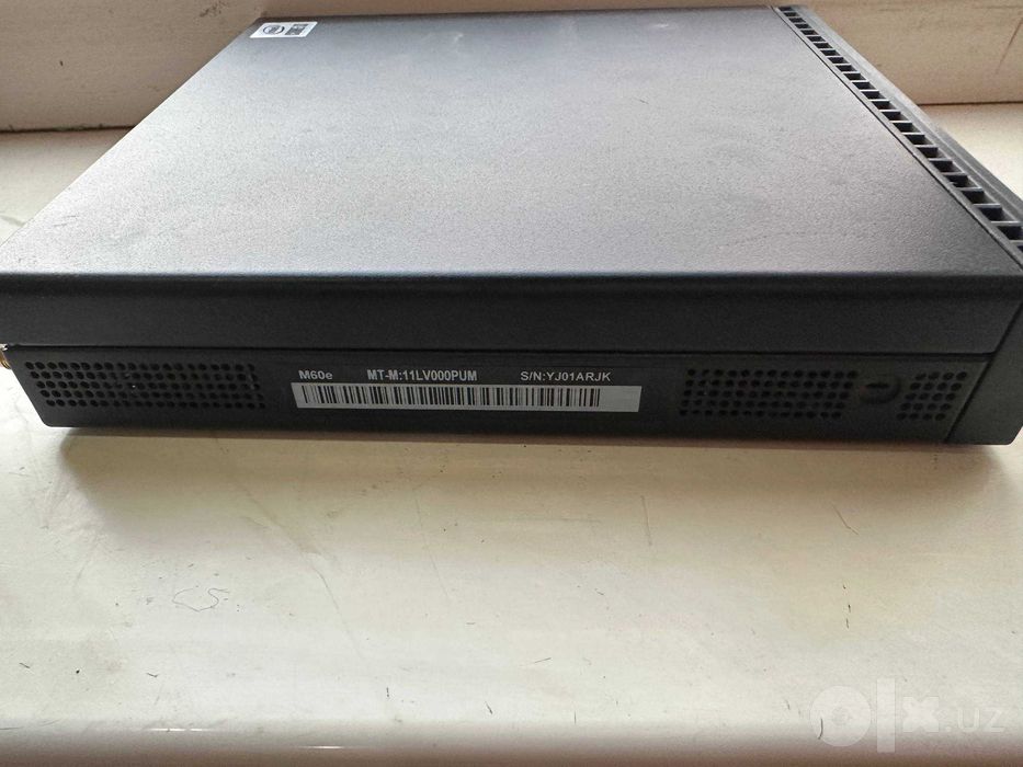 Мини ПК Lenovo m60e/ i3 10 поколение / Без ссд/ Без озу