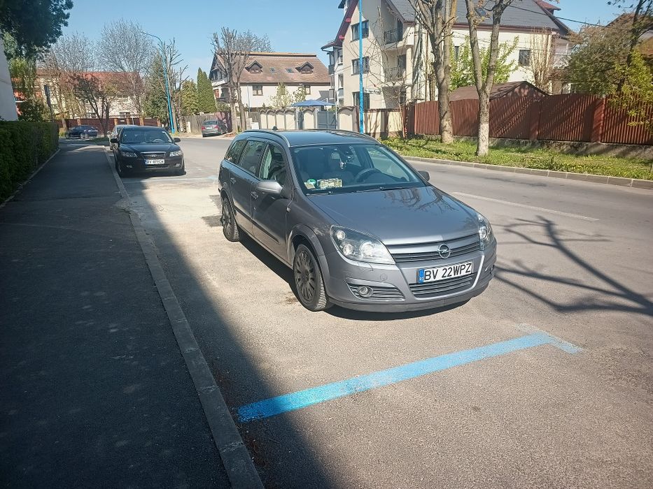 Opel Astra H Caravan 1.6 Twinport – Dotări Premium, Navigație, Pilot Automat – Stare Îngrijită