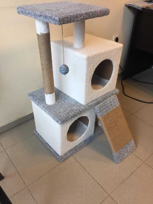 Катерушка на две нива с две къщички