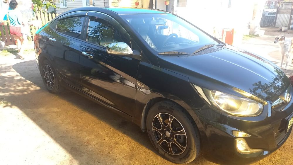 Hyundai accent 2014 года