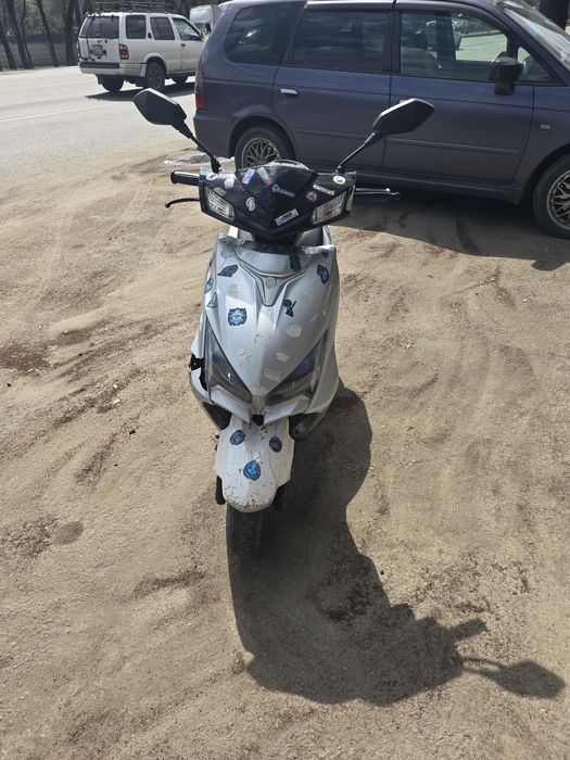 Продам мопед м8.