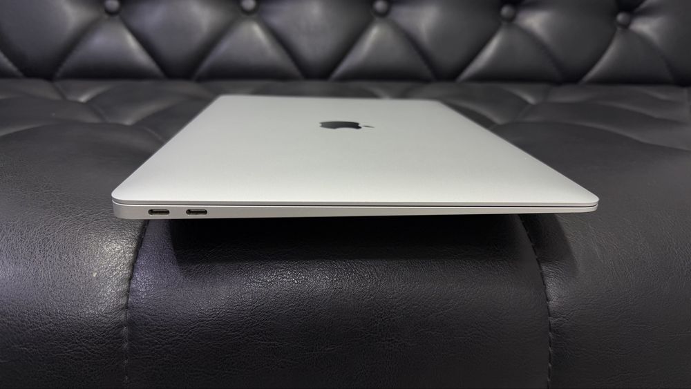 Apple MacBook Air M1 2020 года в идеальном состояние  Американский