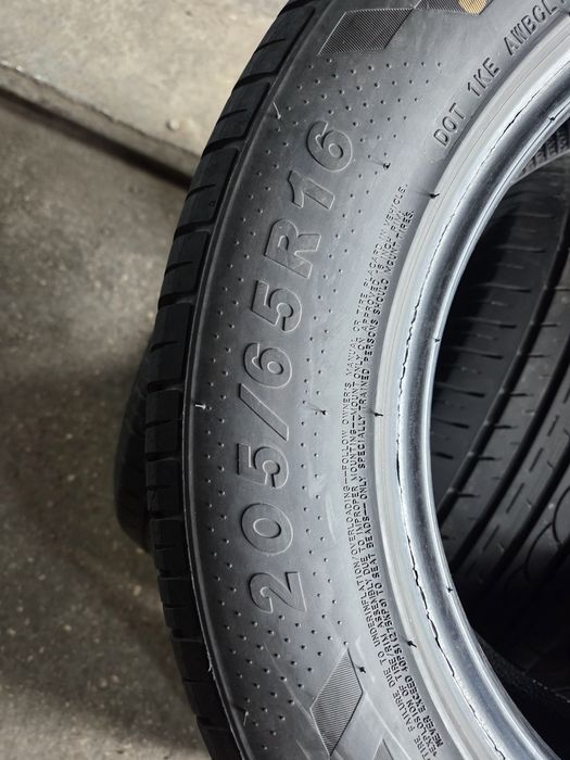 Продам шины 4 штуки без камерные.