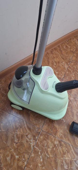 Отпариватель вертикальный