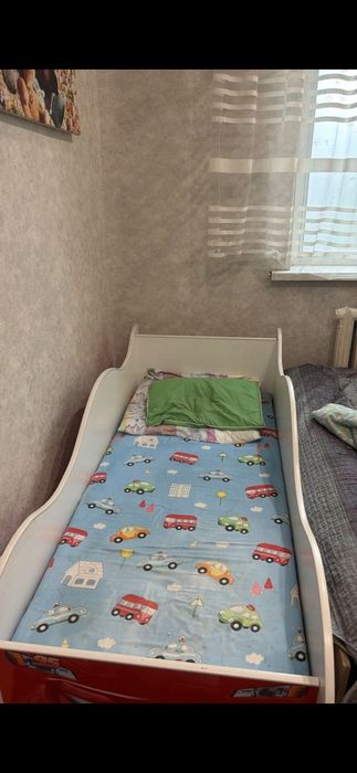 продается детская кровать
