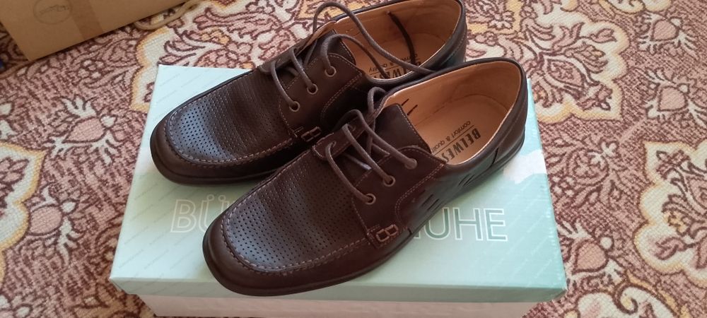 Продам обувь и трико