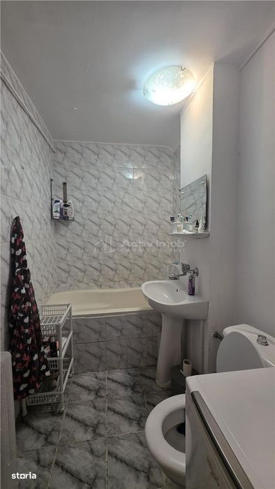 Apartament 2 camere, decomandat, etaj 4 - Rovine - Posta