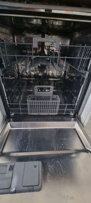 съдомиялна Whirlpool 6th sense - за части