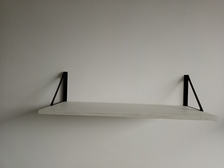 Полки для офиса.квартиры