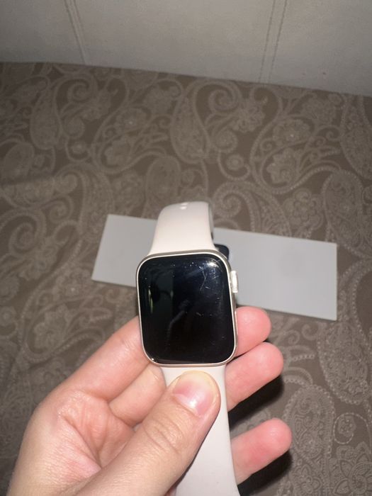Apple Watch SE (Gen2) 40 mm