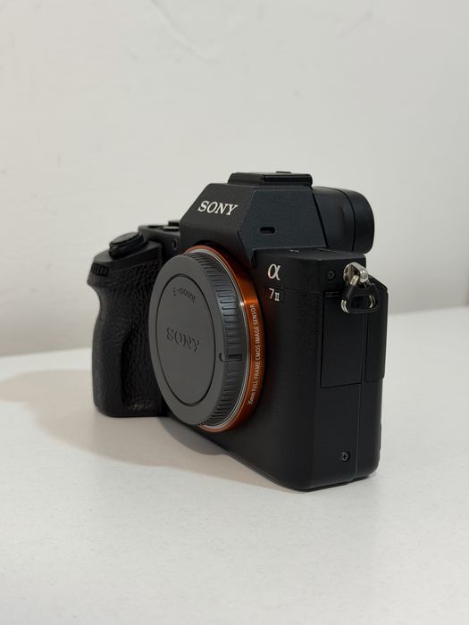 Фотоапарат Sony A7 II *Като НОВ*