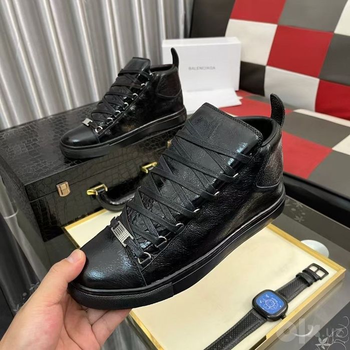 Balenciaga Arena