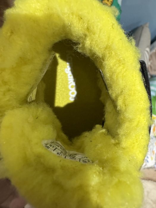 Нови боти KangaRoos 25 размер водоустойчиви с дебела вата