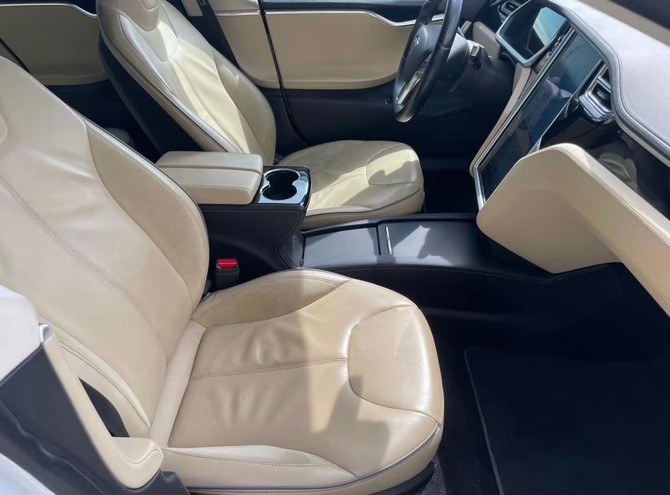 Tesla Model S Performance P85+ plus