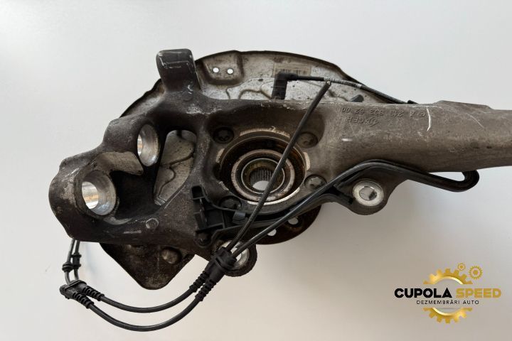 Fuzeta fata dreapta 2.0CDI 4Matic A2133325200 Mercedes-Benz E-Class W