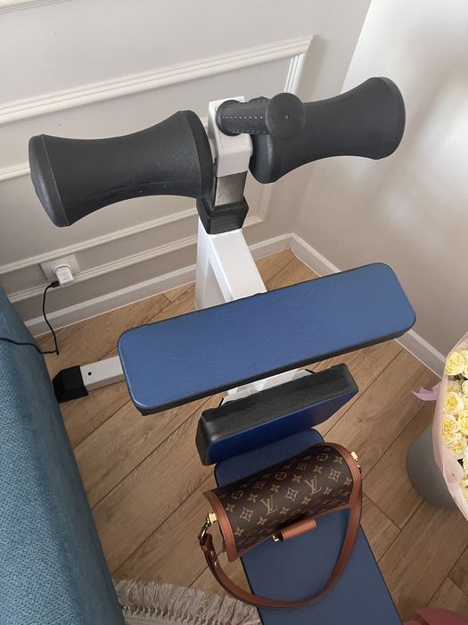 Продам тренажер для пресса