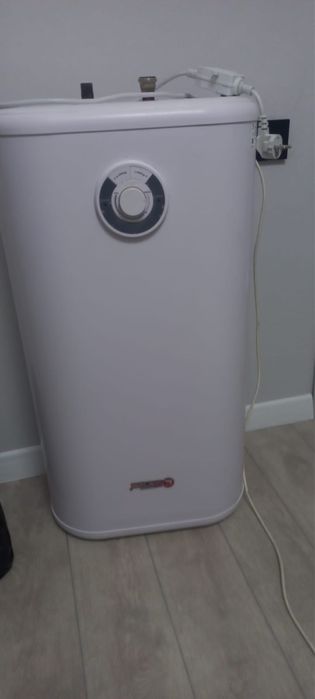 Продам Водонагреватель
