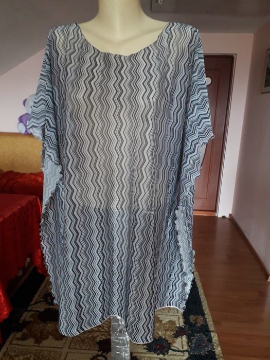 Tunica pentru plajă