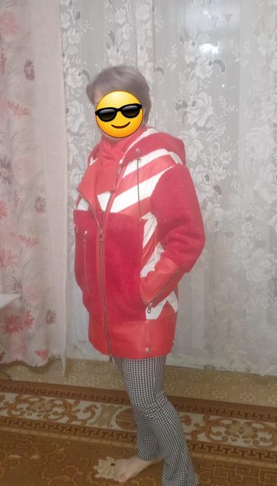 Продам шикарную куртку.