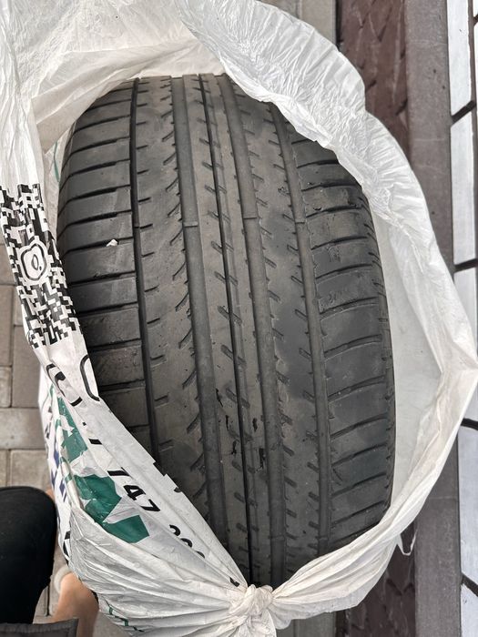 Продам летние шины Goodyear 4шт БУ  295/40 R22