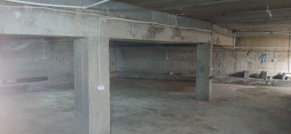 Raysentrda Arendaga ishlab chiqarish 300 m2