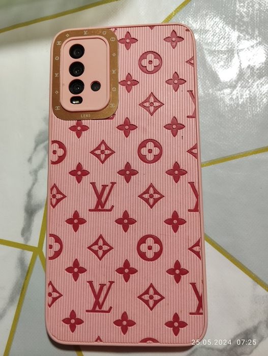 Прдам телефон редми