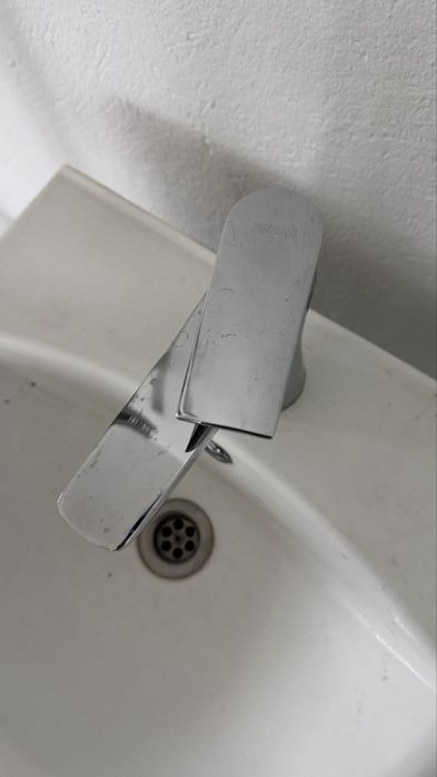 Chiuveta de baie +baterie