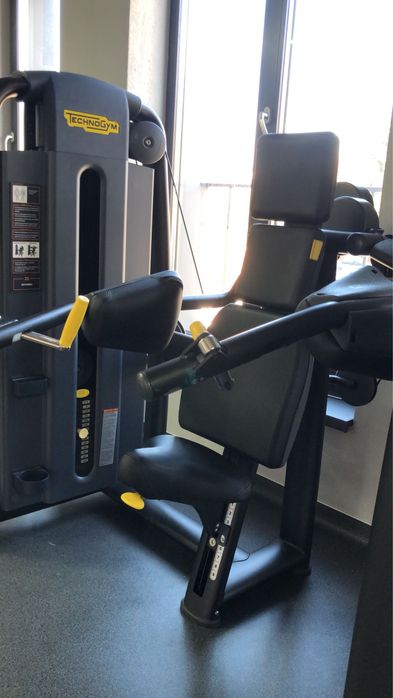 Technogym Pro umeri laterali , lateral raise fitness