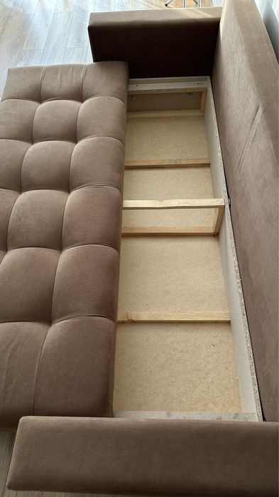 Диван для гостиной 3-х местный