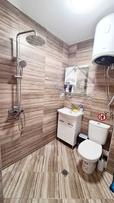 Дава се под наем Едностаен апартамент в к.к. Св.Св. Константин и Елена - 39 кв.м за 306 € - Снимка #3