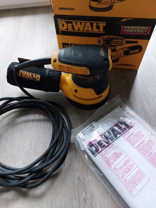 Шлифмашина DeWalt
