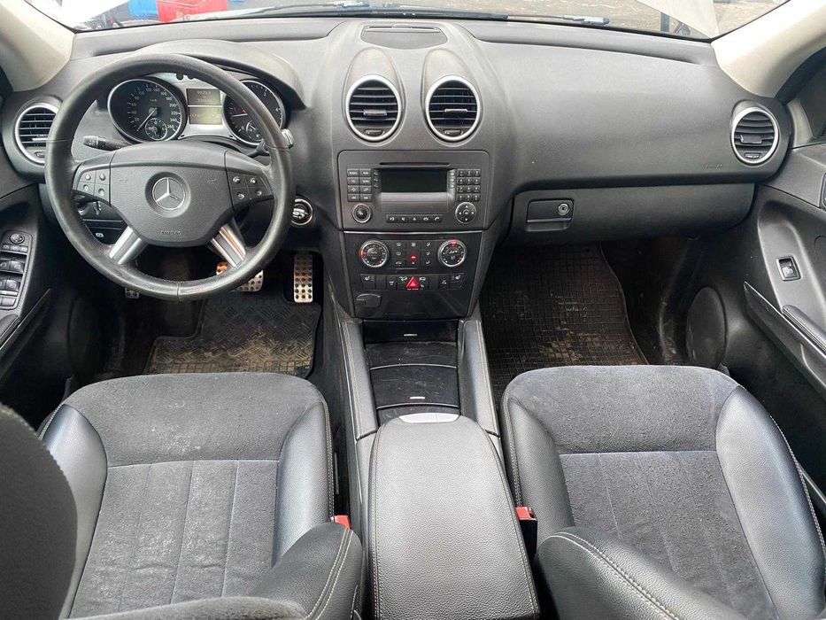 Dezmembrez mercedes ML 320 w164/bara ml/far ml/capota ml/grup/cutie/