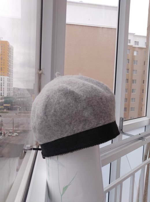 Продам береты женские