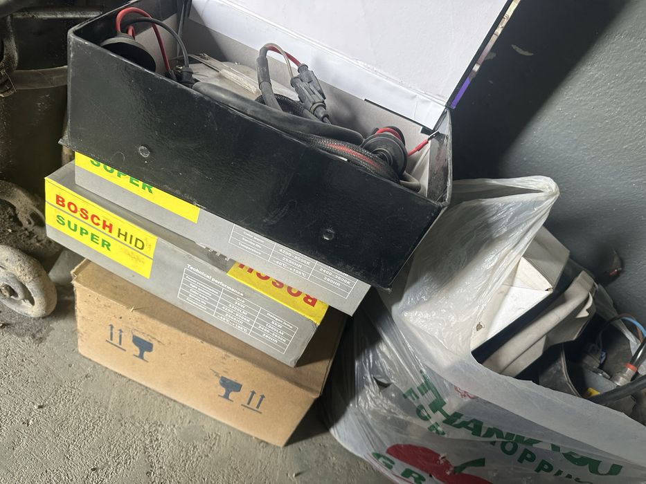 Ксеноновые лампы с блачками.