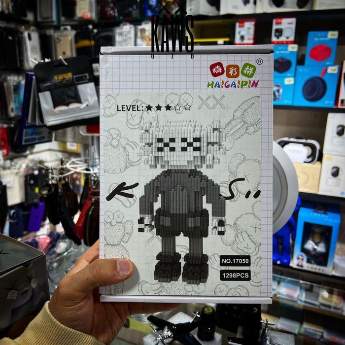 Kaws LEGO 16см , 36см