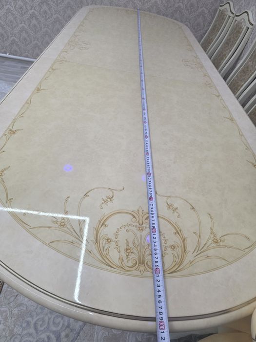 Стол  2.50м - 3м.