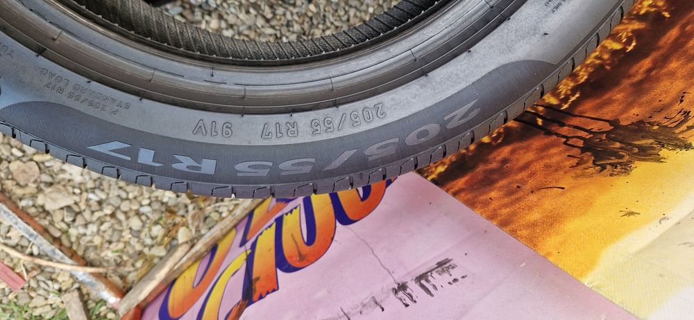 2 Anvelope ca noi  Pirelli 205 55 R17 de vara. Run-flat.  Dot 2024